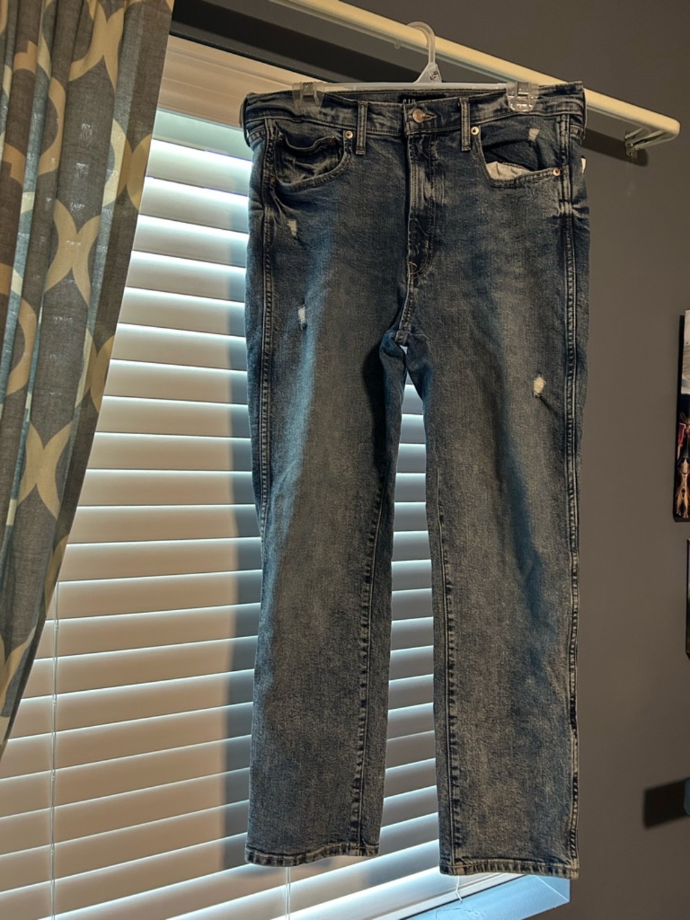 Gap women’s jean size 12 waist 31